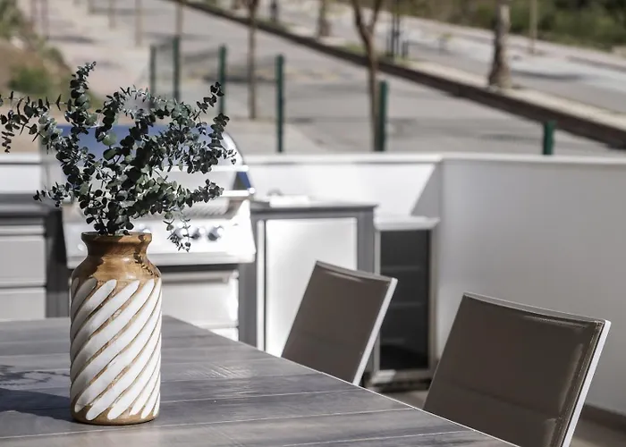 The Middleviews Collection - Terraza Mar By Hwpc Daire