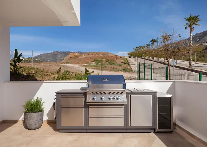 The Middleviews Collection - Terraza Mar By Hwpc Daire