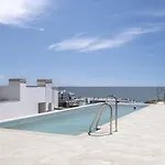 アパート The Middleviews Collection - Terraza Mar By Hwpc フエンヒロラ